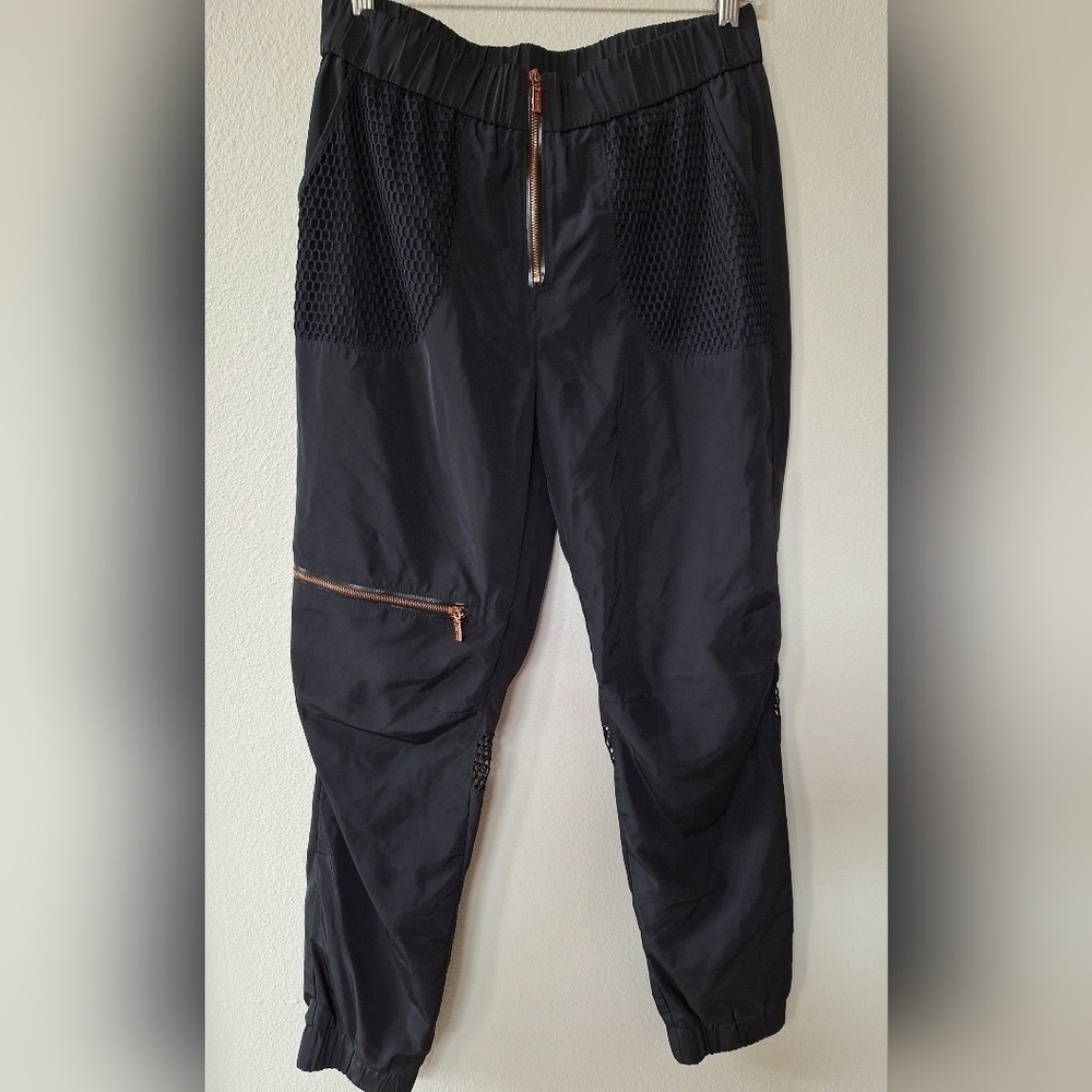 Lime & Vine Womens Black And Mesh Joggers Size M